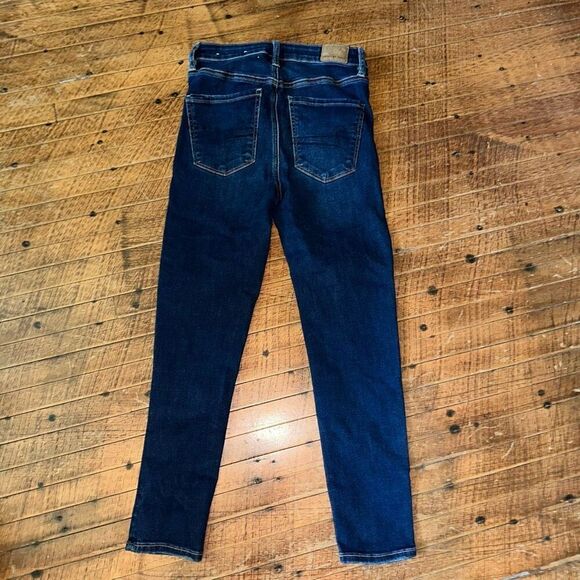 American Eagle distressed dark wash highest rise 6 short jeggings - Picture 3 of 3